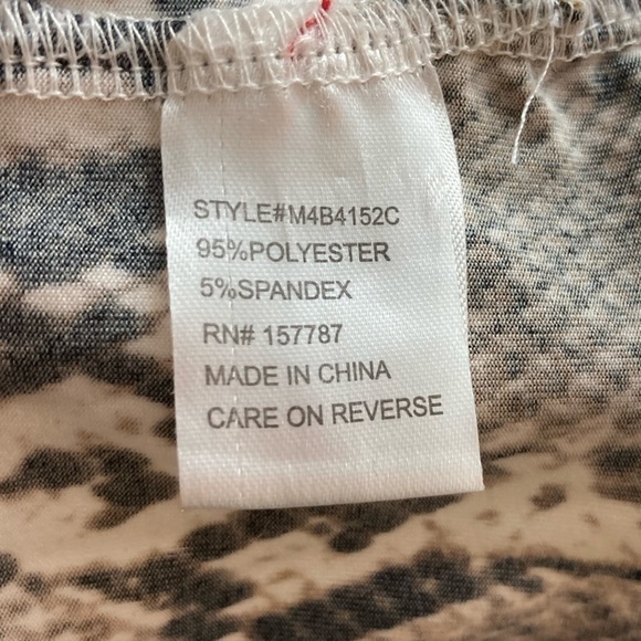 Women’s Inner Circle 3/4 Sleeve‎ Blouse - Picture 7 of 8